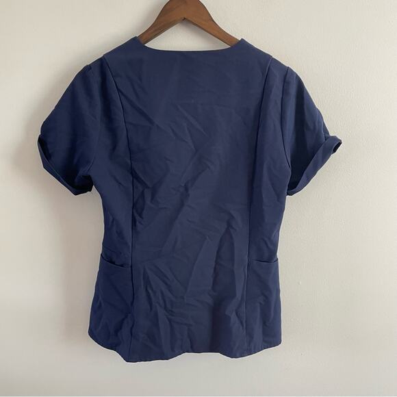 Figs Women’s Limited Edition Inala V-Neck Scrub Top Navy Blue Side Zipper Rolled - Picture 7 of 11